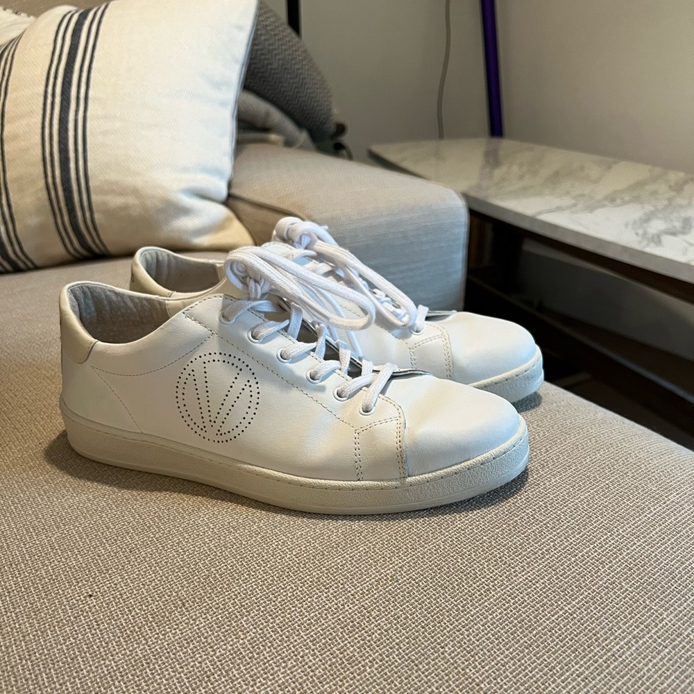Valentino Sneakers